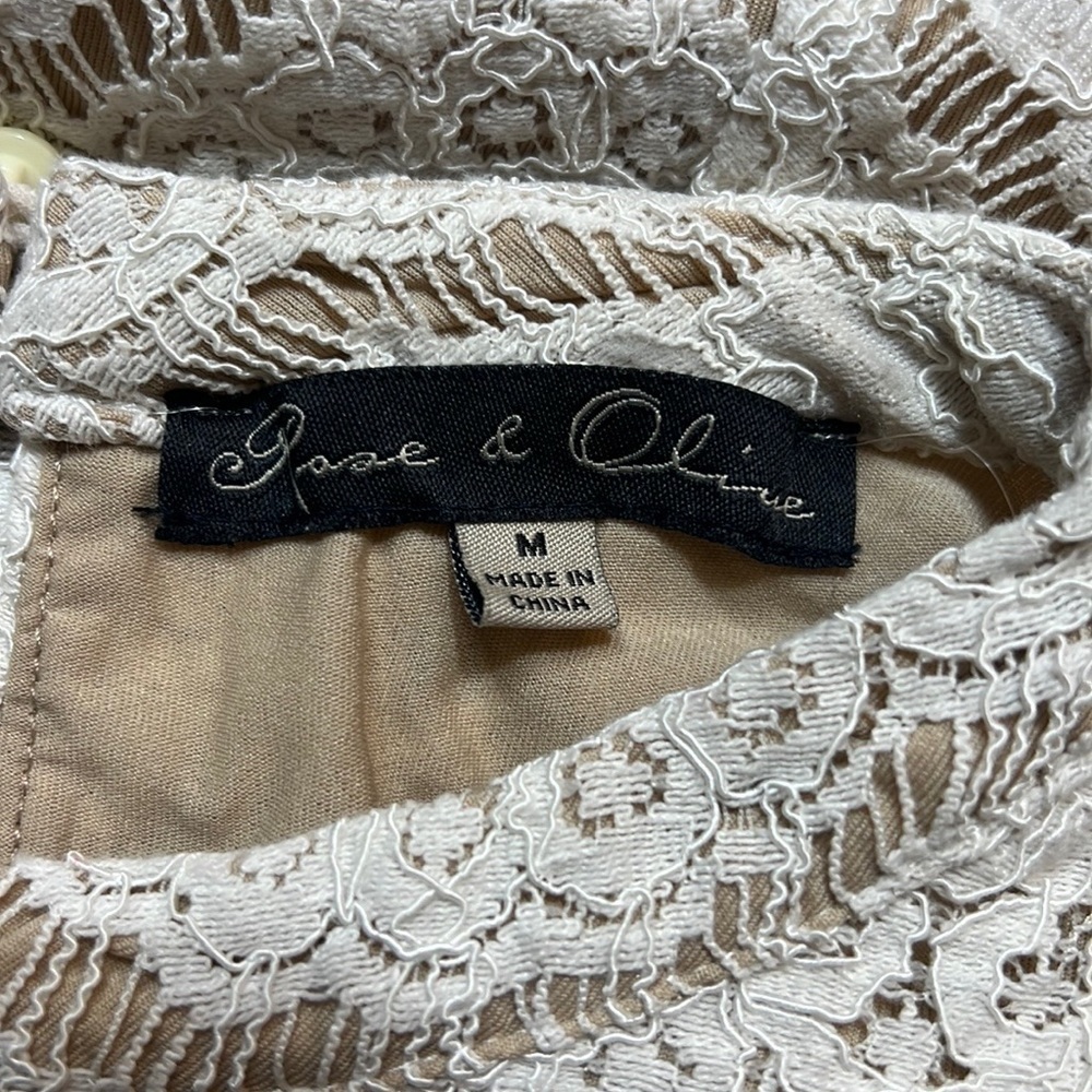 2/&$15 Rose and Olive top - Picture 3 of 4